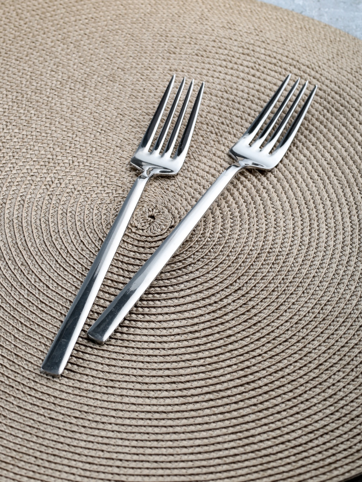 Вилка столовая нерж. "Quadro" КОМПЛЕКТ 2ШТ на подвеске DMC130 "Domenik" *1/12/72 Вилка столовая нерж. "Quadro" КОМПЛЕКТ 2ШТ на подвеске DMC130 "Domenik" *1/12/72