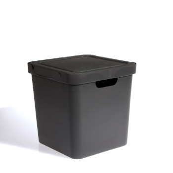 Контейнер д/хранения пластм. "Luxe"18,0л 286х286х286мм Серый арт.433242611("Бытпласт") *1/6