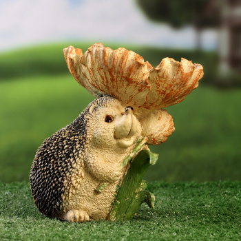 Садовая фигура - кормушка "Ёж с цветком" 16см 10330345