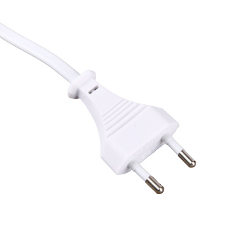 Шнур с вилкой ШУ02 ШВВП 2х0,75мм2 1,7м бел. TDM SQ1305-0011 *1/80